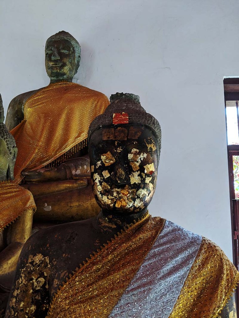 This image has an empty alt attribute; its file name is ld-gold1.jpg